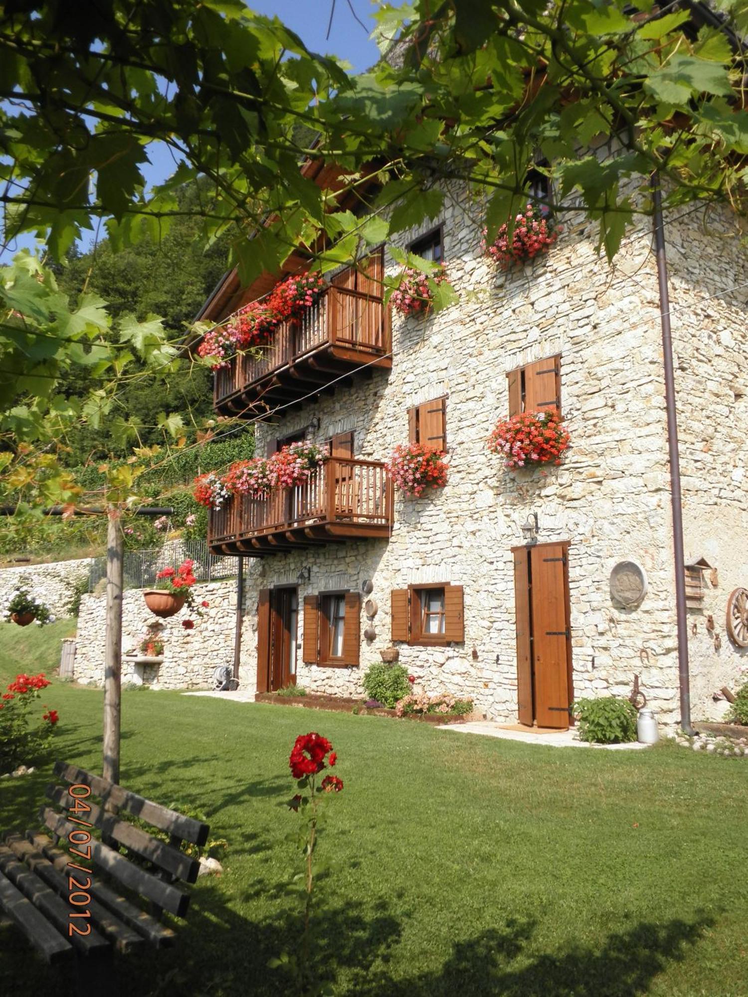B&B Al Ghiro Villa Lagarina Exterior photo